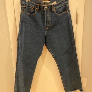 Levi wedgie straight jeans